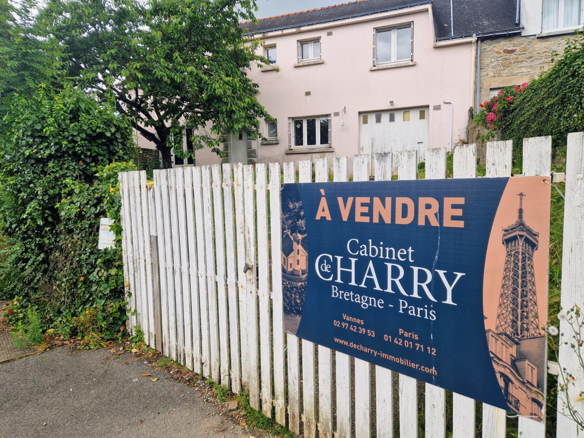 Quartier calme proche centre maison jardin garage