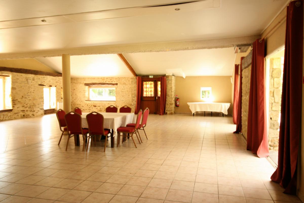 Reception/wedding venue property and outbuildings 