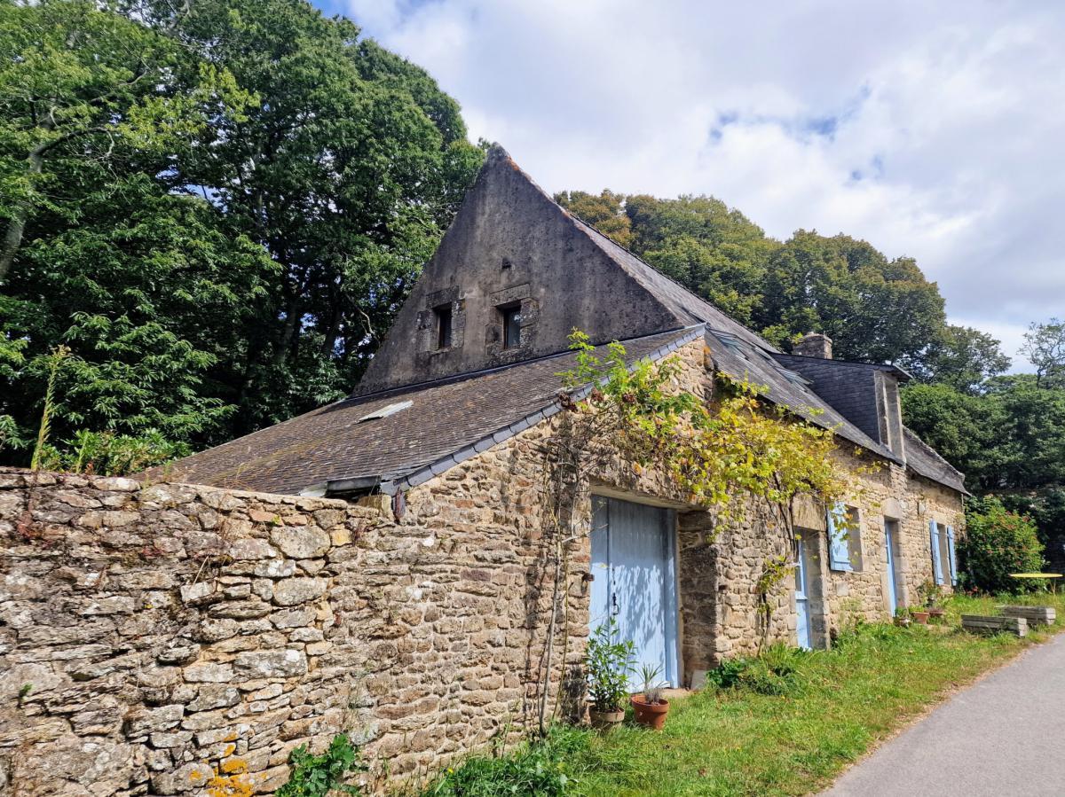 Country longère 4 bedrooms garden garage