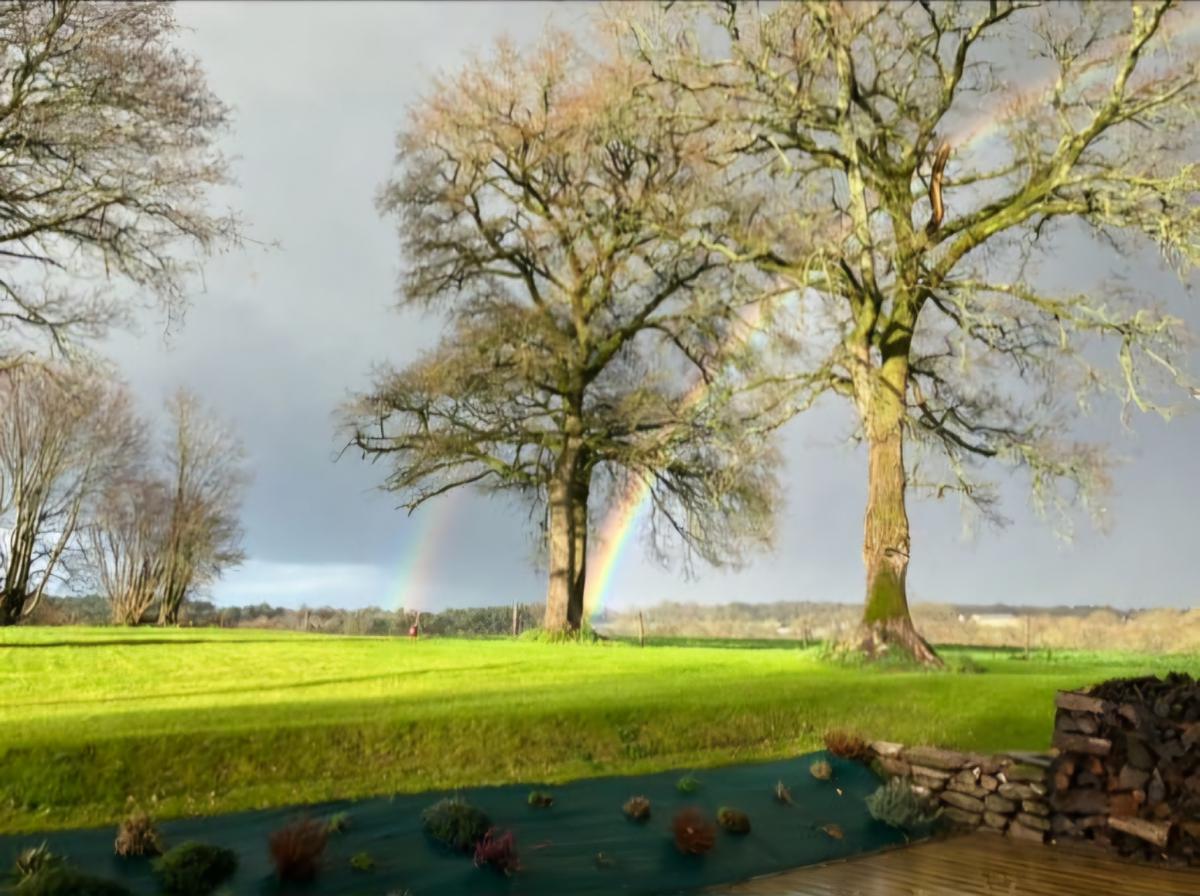 Longère rénovée jardin vue campagne