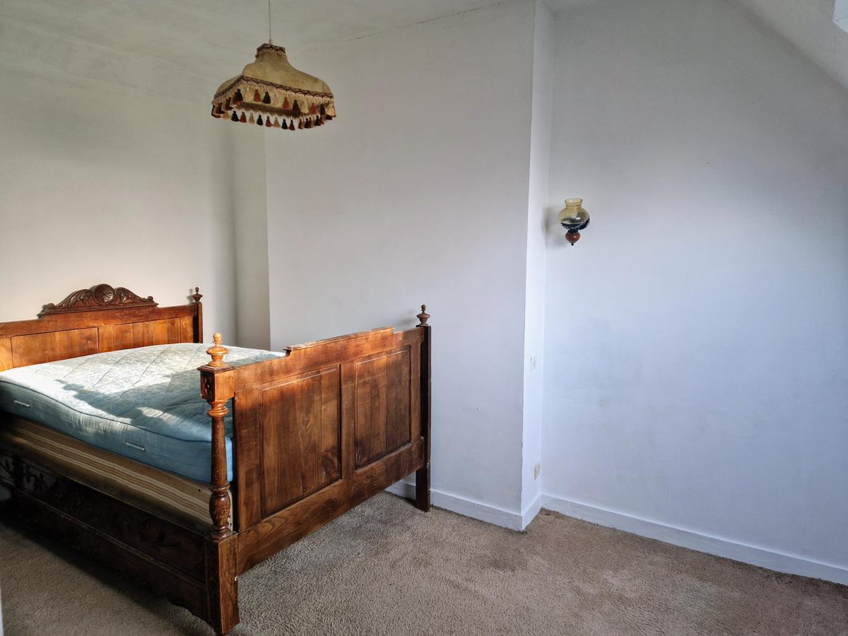 Campagne longère et dépendances possible gîte 