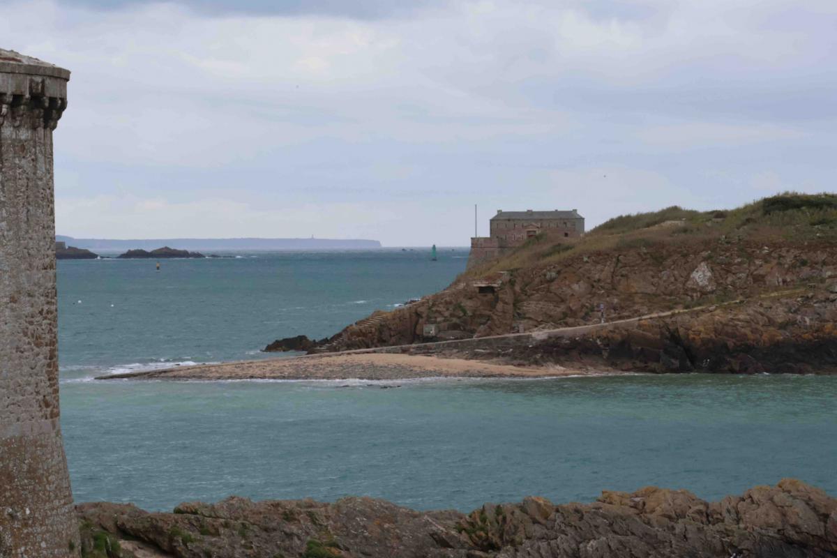 Intra-muros plage à pied appartement 3 ch