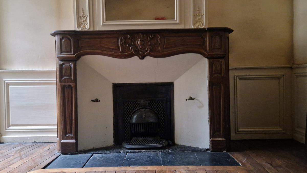 Decré-Bourse appartement 3 ch grenier+cave