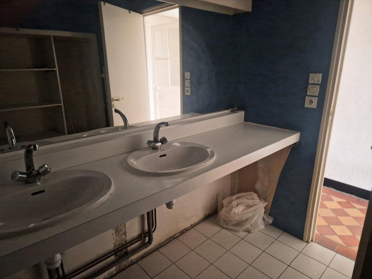 Decré-Bourse appartement 3 ch grenier+cave