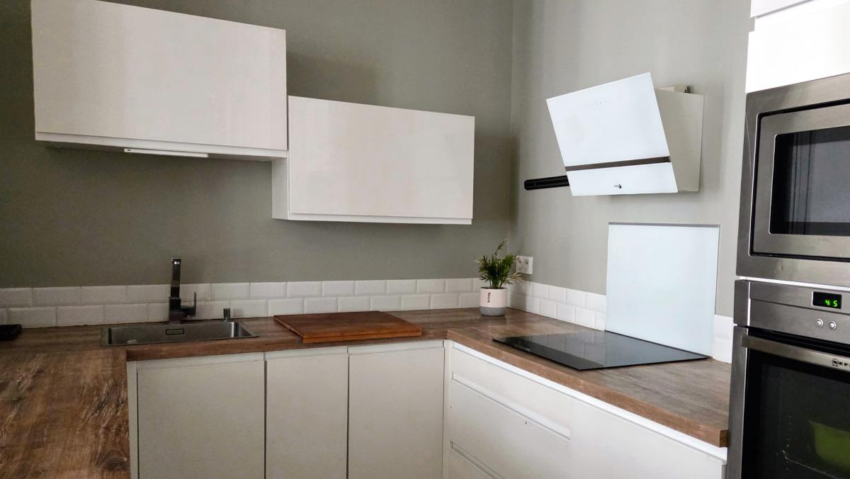 Vue dégagée appartement ancien rénové 3 ch + cave