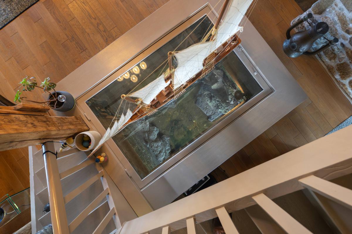 Propriété unique vue imprenable sur la rivière vers la mer