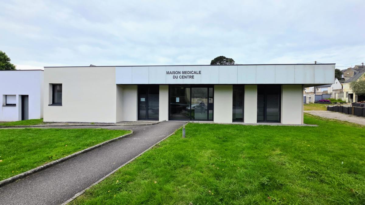 Centre-ville local professionnel médical PMR + jardin 