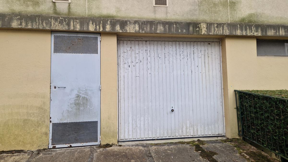 Appartement-balcon terrasse 2/3 ch vue Loire + garage