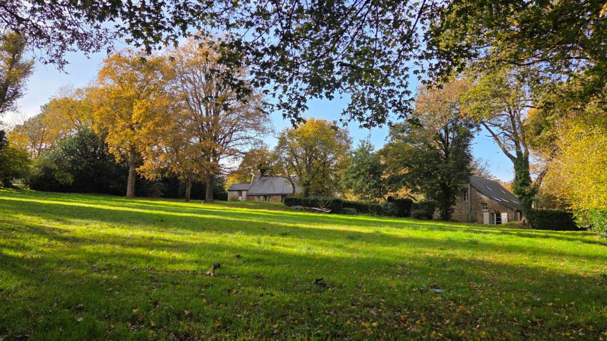 Campagne maison de famille piscine et dépendance