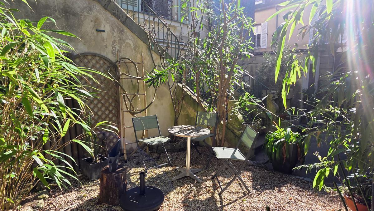 Centre-ville appartement ancien lumineux 2 ch cave