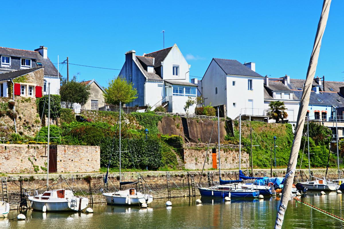 Vue mer remarquable en 1ère ligne sur le port