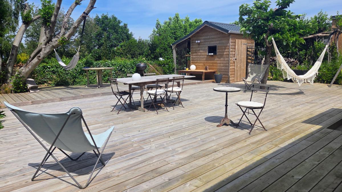   Petite vue mer maison ancienne 5 ch jardin-terrasse arboré