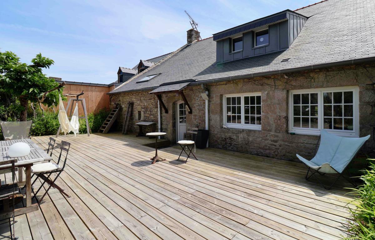   Petite vue mer maison ancienne 5 ch jardin-terrasse arboré