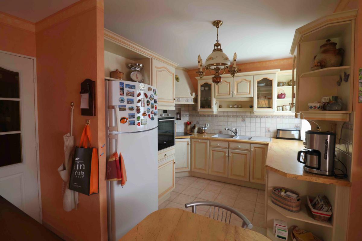 Centre bel appartement-terrasses 3 ch double garage 