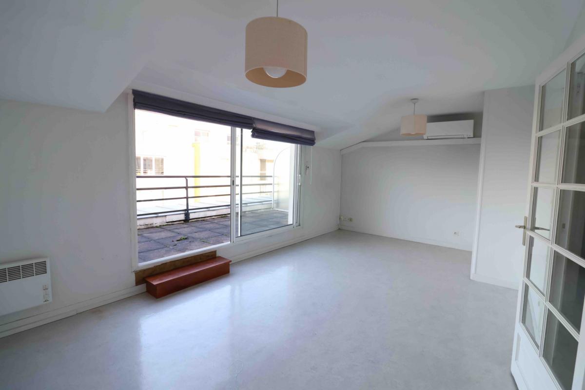 Appartement-terrasse T1 bis résidence services 