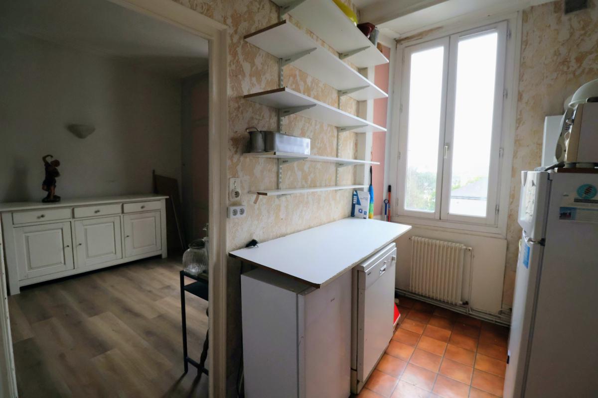 Centre-ville historique appartement ancien 2 ch 