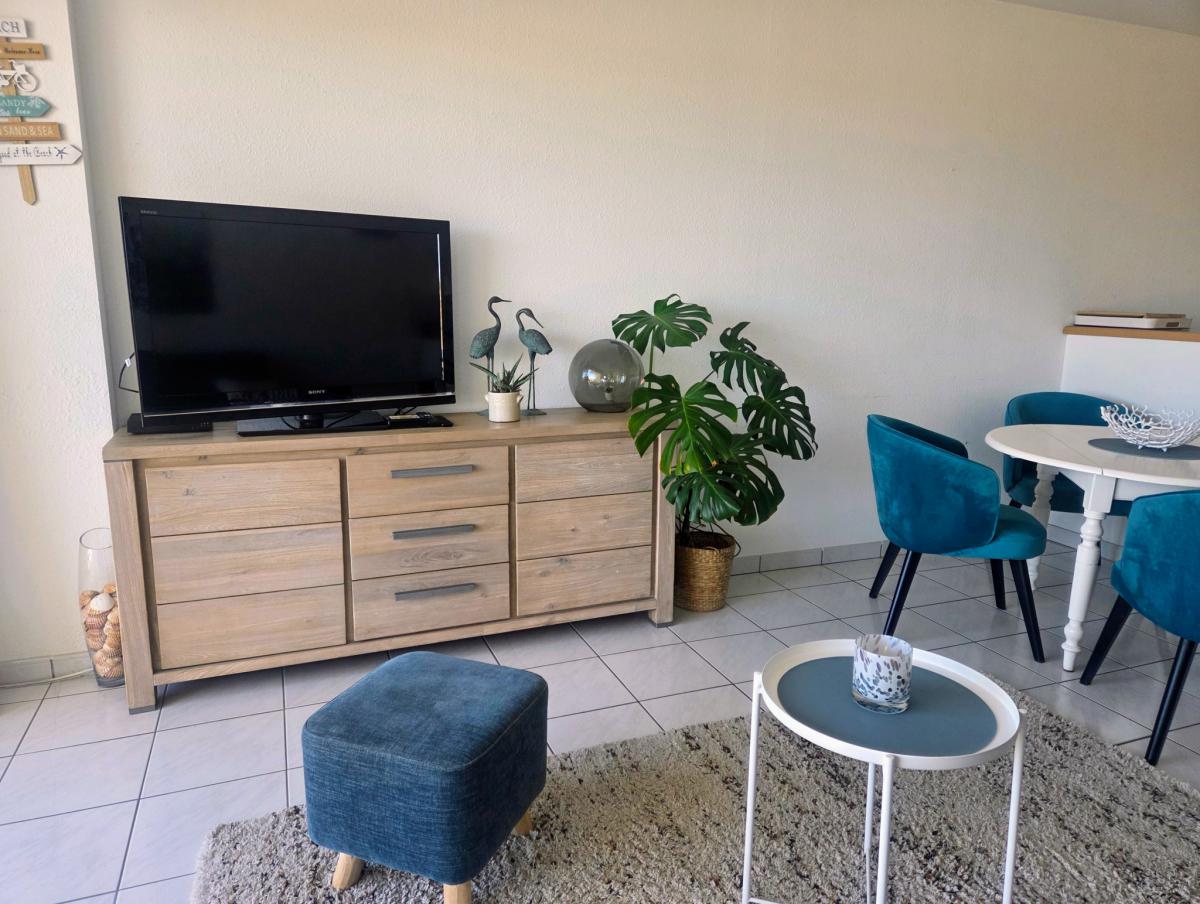 Appartement 1 ch terrasse jardinet cave garage 