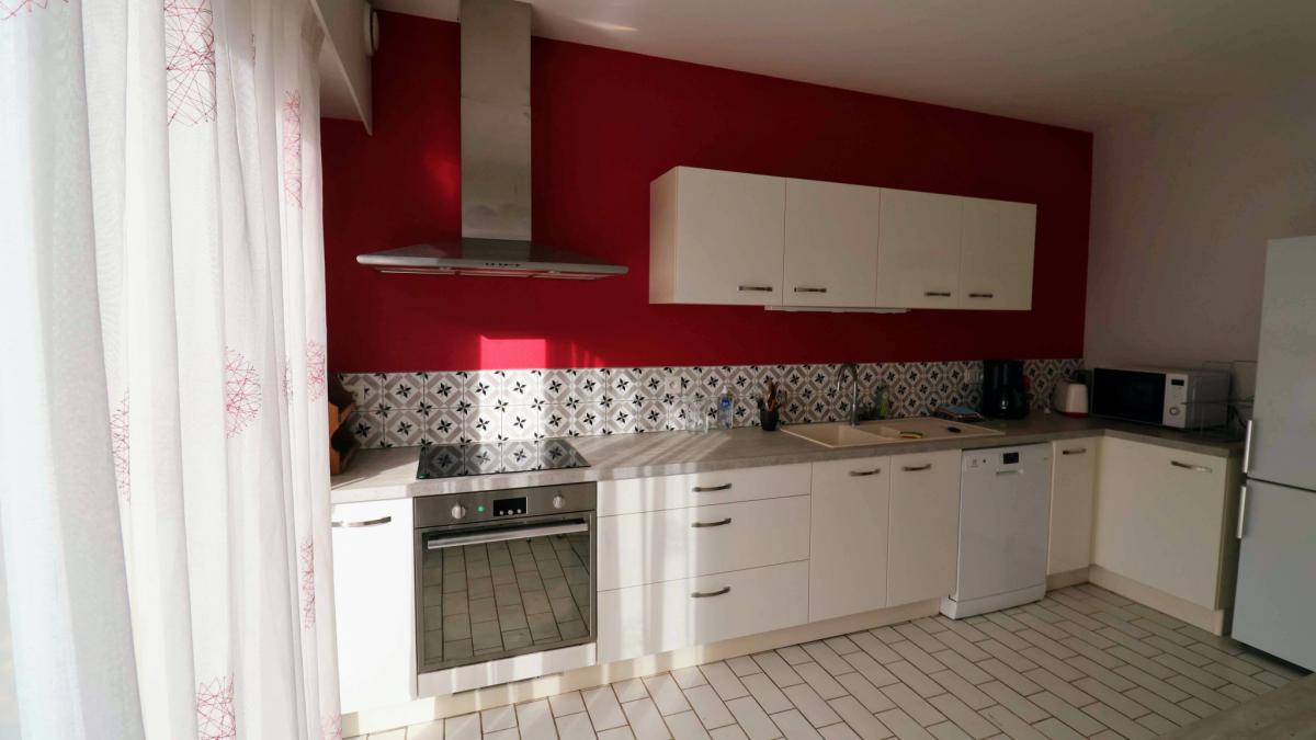 Madeleine maison 7 ch jardin terrasse cave garage 