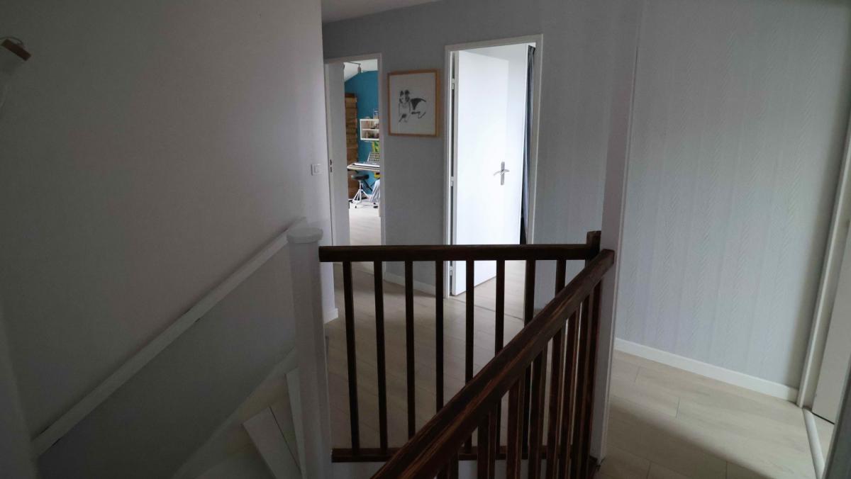 Proche écoles maison 5 ch terrasse et jardin garage 