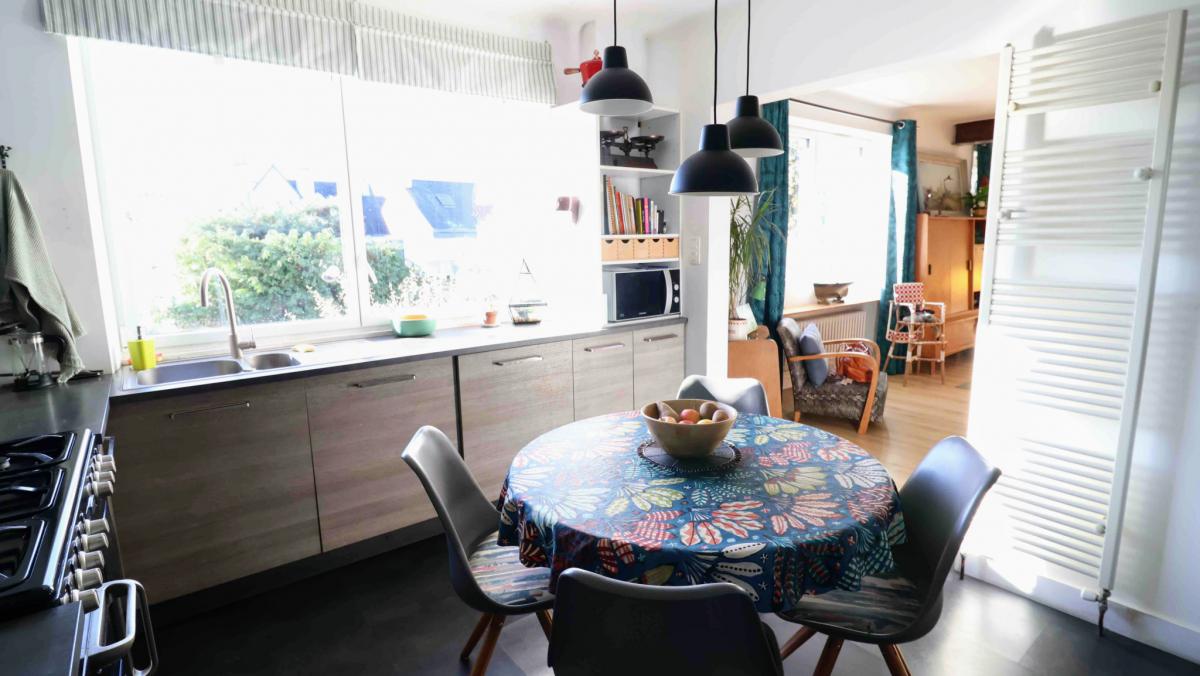 Maison 4/5 ch bureau jardin garage dépendances