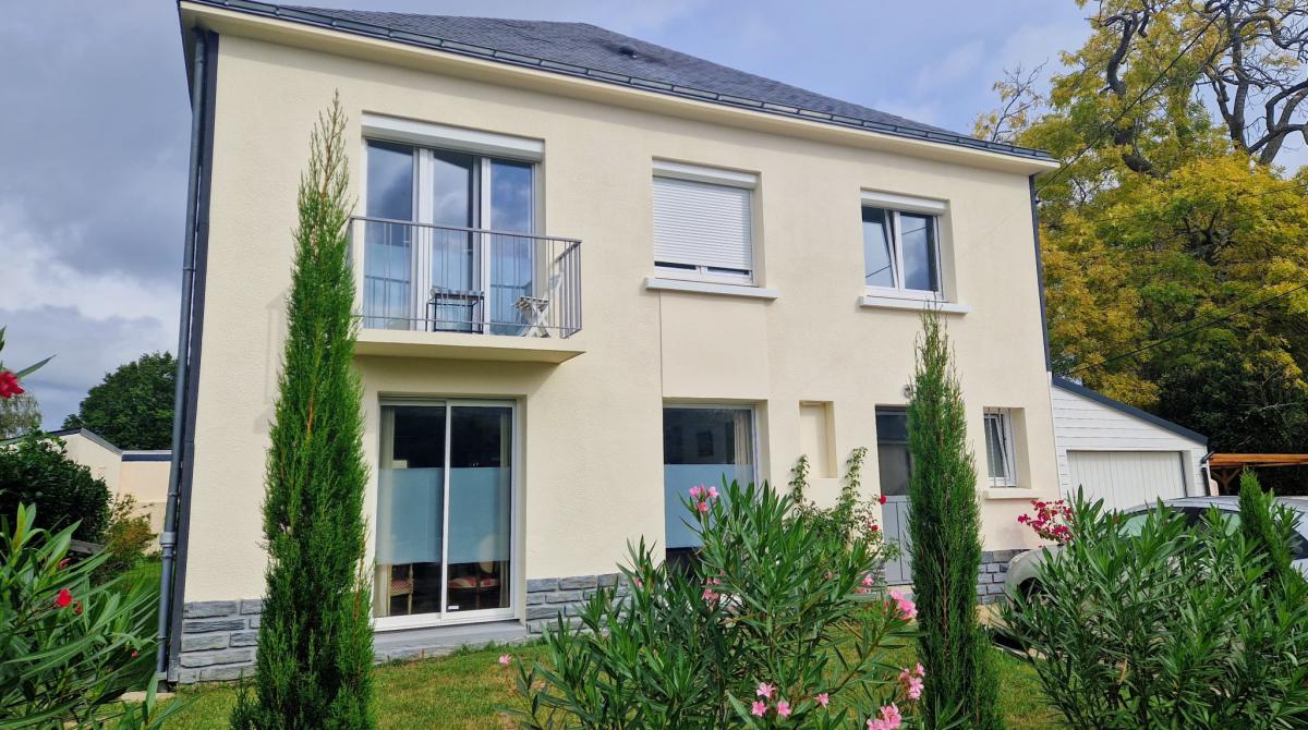 Exclusivité Maison rénovée 5 ch 3 bains jardin garage 