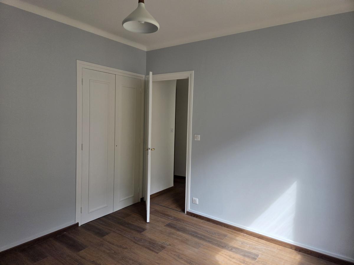 Centre-ville appartement ancien lumineux 2 ch cave