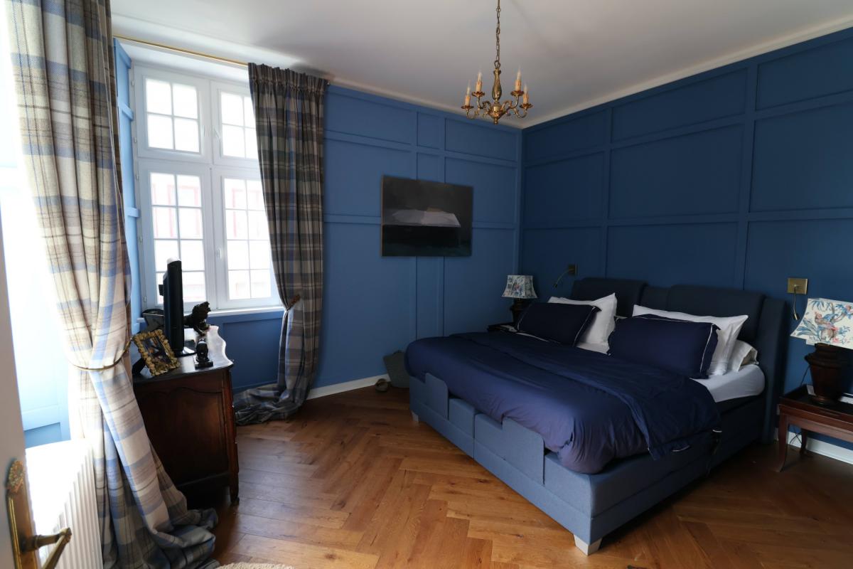 Intra-muros appartement rénové 3 ch + caves 