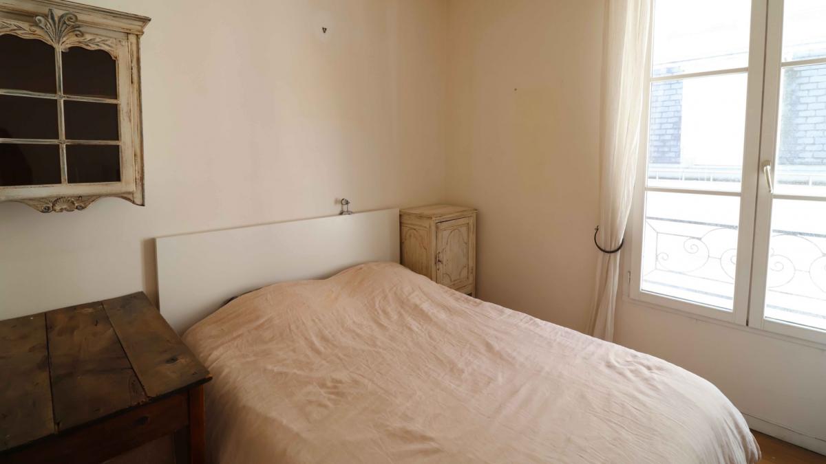 Appartement rénové duplex 2 ch parquet double exposition