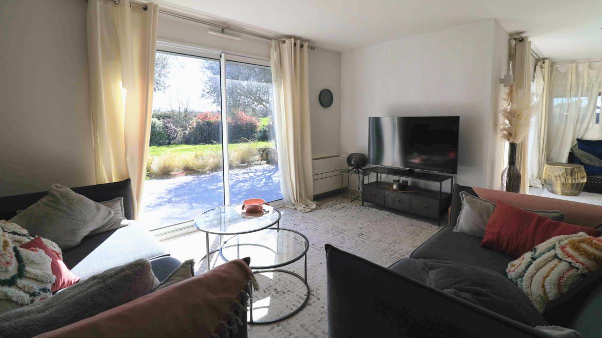 Maison contemporaine 5 ch jardin terrasse garage double