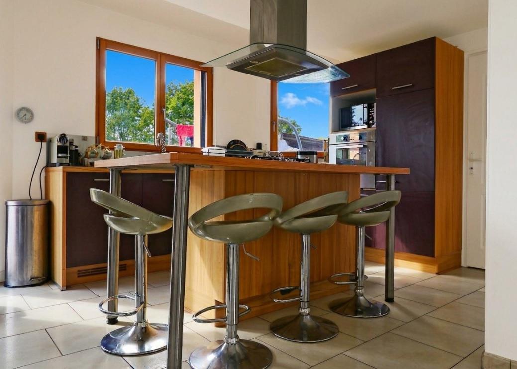 Maison 107 m2 4 chambres à Meriadec 