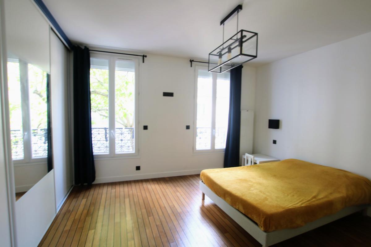 Lamarck appartement rénové lumineux 2 ch + cave
