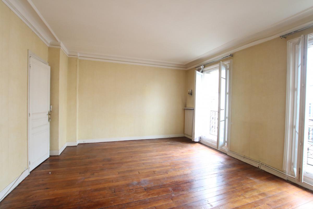 Alésia appartement Haussmanien 2 ch cave ascenseur