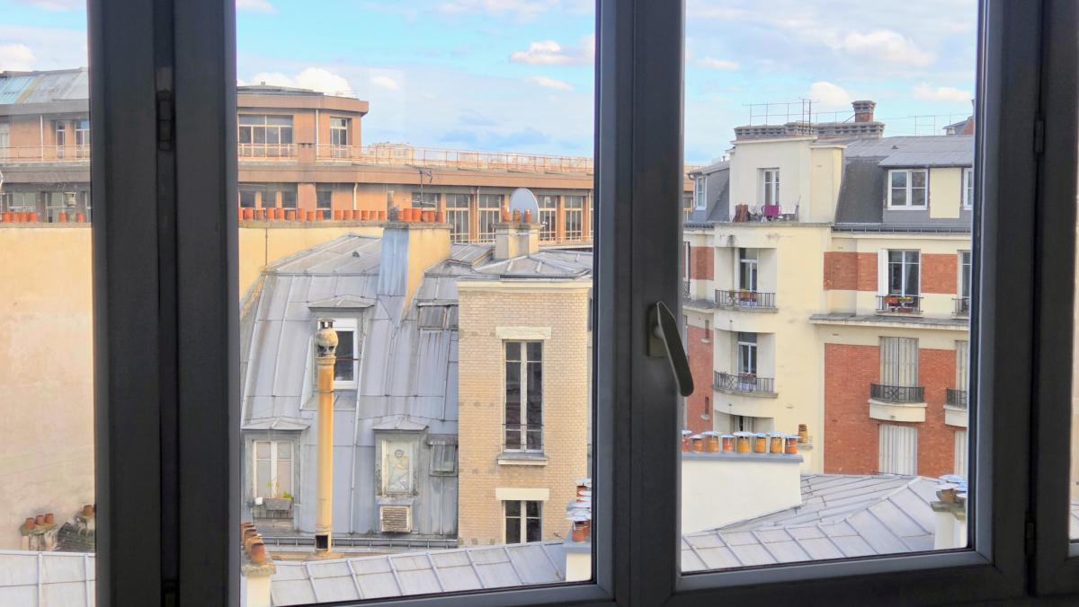 Appartement T2 dernier étage cave + parking 