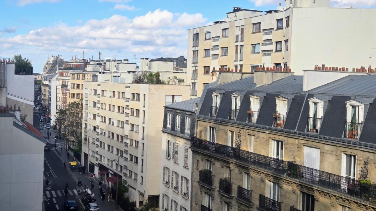 Appartement T2 dernier étage cave + parking 