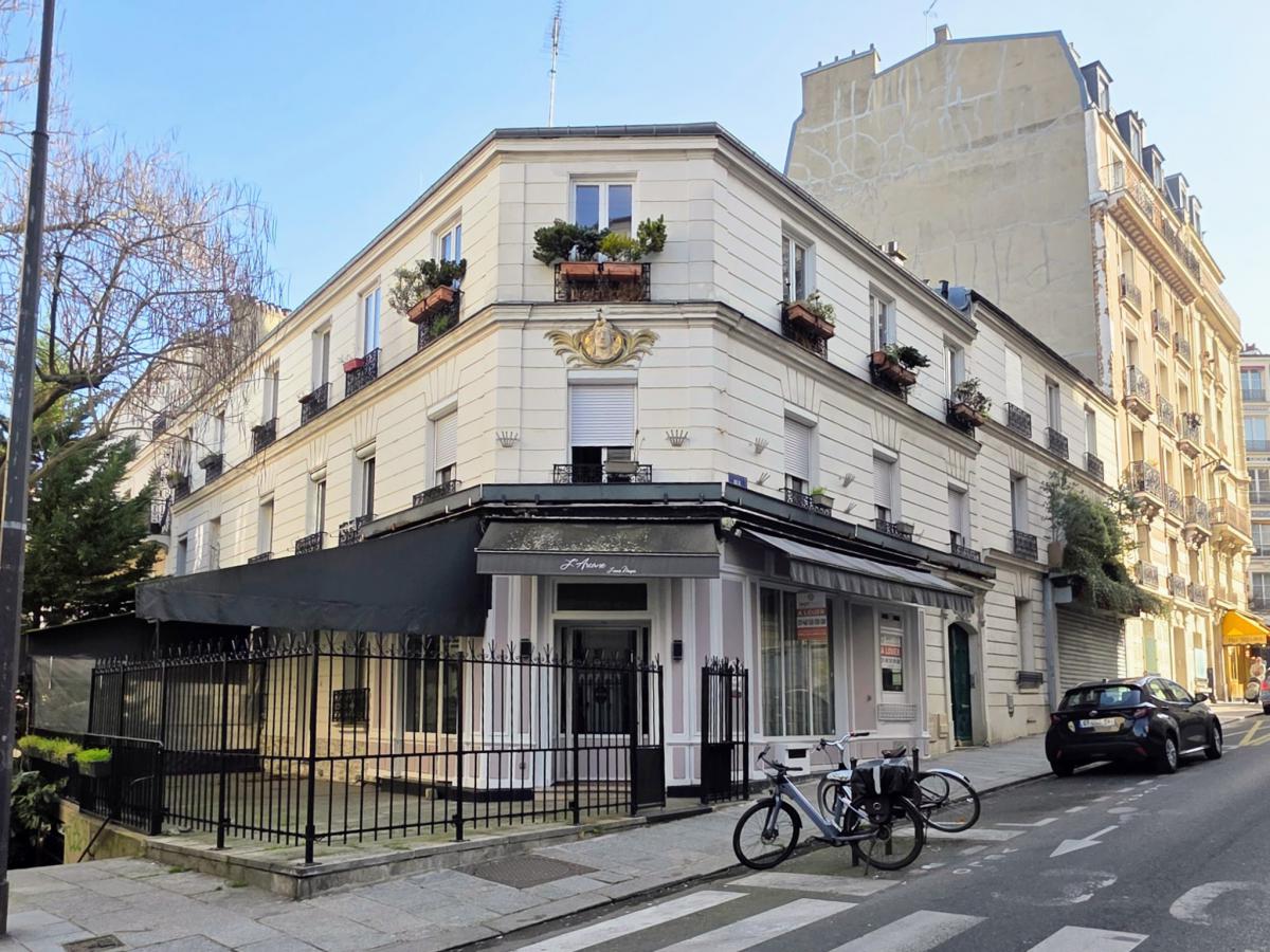 Montmartre appartement rénové 2 ch + cave