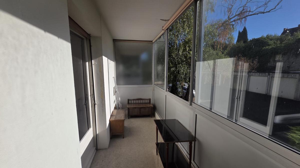 Appartement balcon-terrasse  loggia + cave