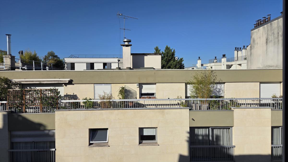 La Butte-aux-Cailles appartement-terrasse T1 bis à rénover